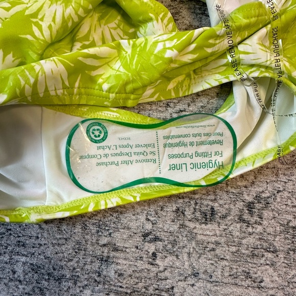 🆕 Michael Kors One-Shoulder Cutout Swimsuit in Lime Green Floral - Picture 5 of 5